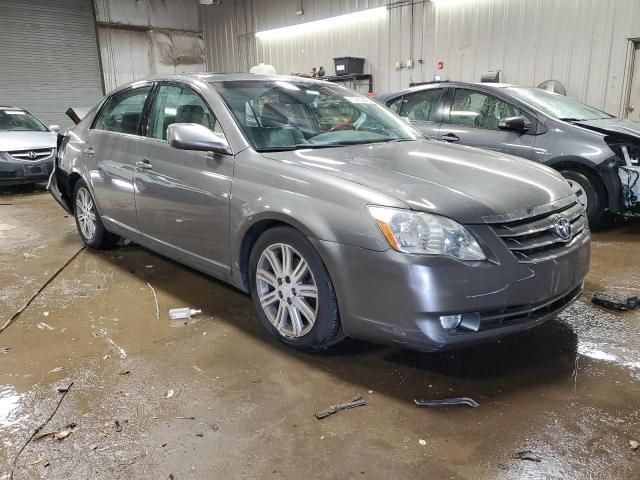 2005 Toyota Avalon XL