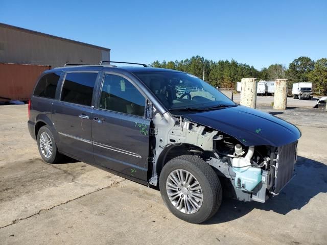 2014 Chrysler Town & Country Touring L