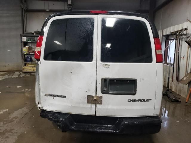 2004 Chevrolet Express G3500