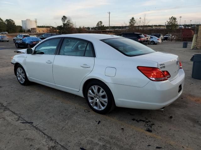 2010 Toyota Avalon XL