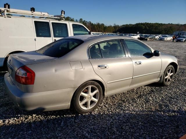 2004 Infiniti Q45