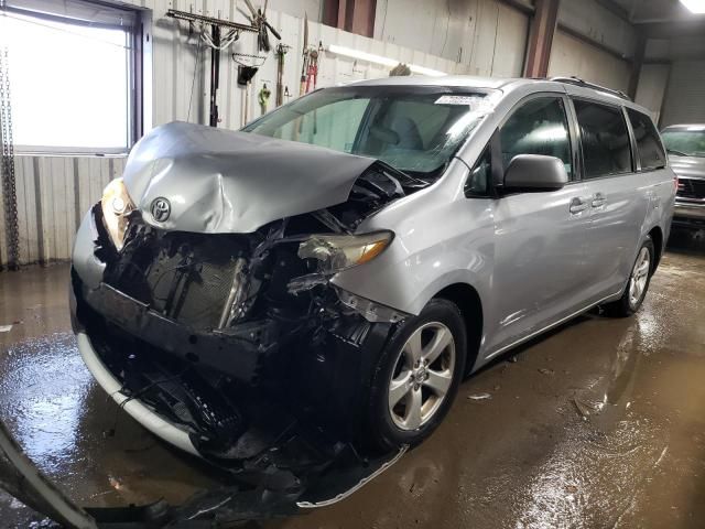 2011 Toyota Sienna LE