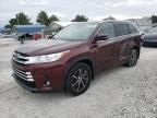 2017 Toyota Highlander SE