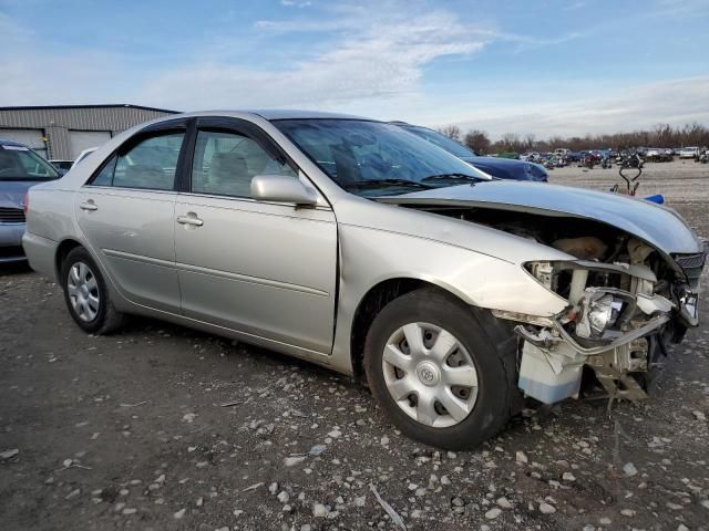 2004 Toyota Camry LE