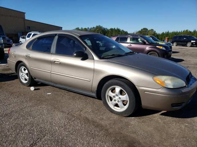 2005 Ford Taurus SE