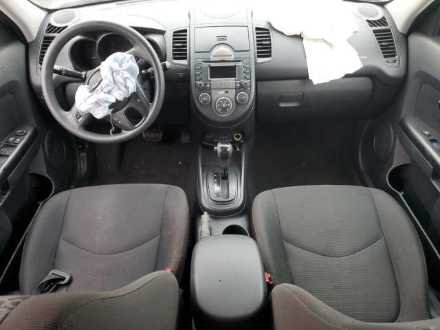 2010 KIA Soul +