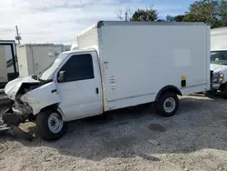 Camiones salvage a la venta en subasta: 2014 Ford Econoline E350 Super Duty Cutaway Van