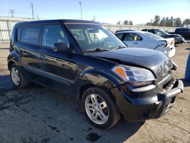 2010 KIA Soul +