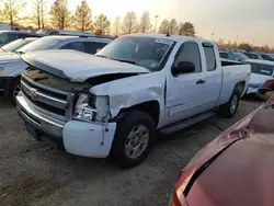 Salvage trucks for sale at Bridgeton, MO auction: 2009 Chevrolet Silverado K1500