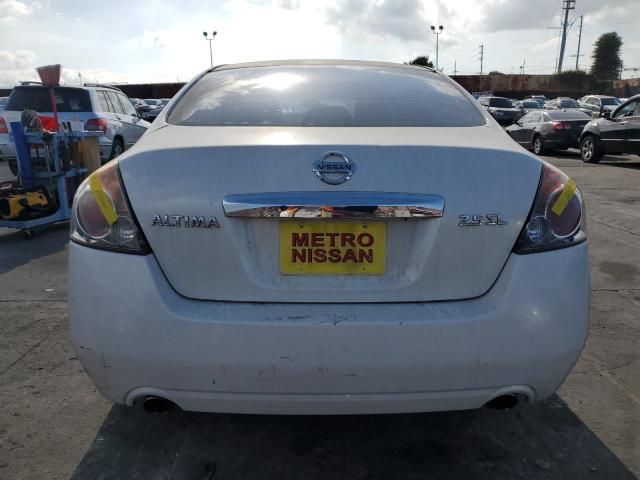 2010 Nissan Altima Base