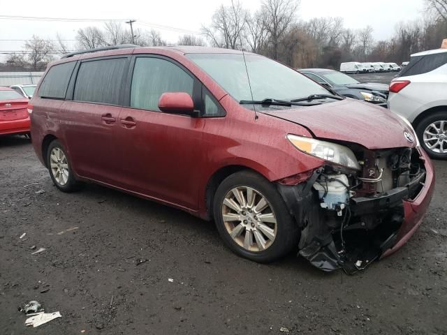 2011 Toyota Sienna XLE