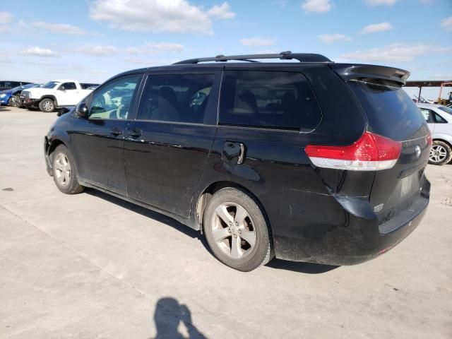 2012 Toyota Sienna LE