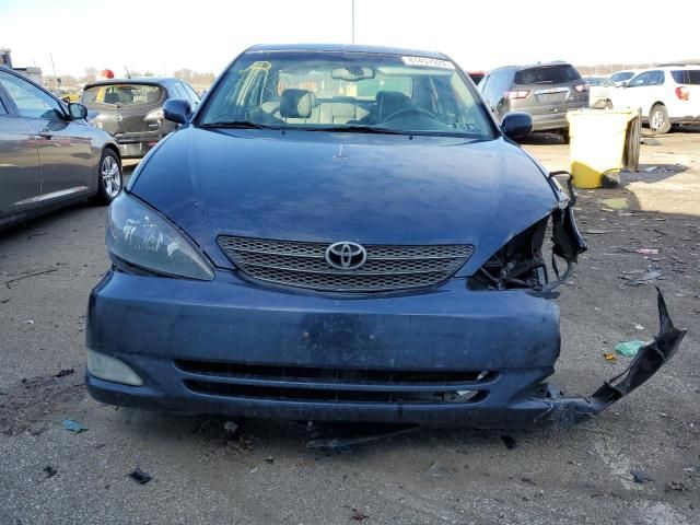 2004 Toyota Camry LE