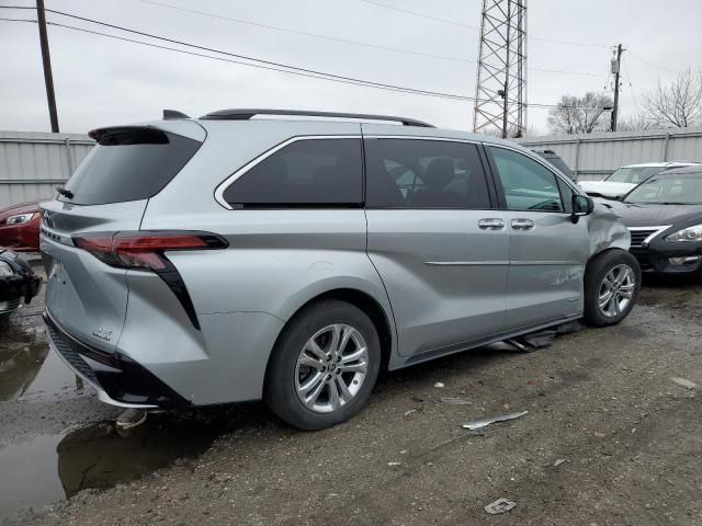 2021 Toyota Sienna XSE