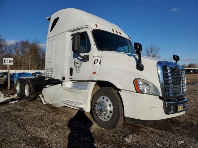 2016 Freightliner Cascadia 125