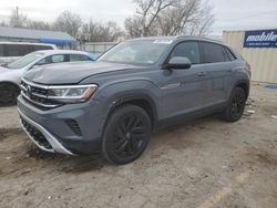 Salvage cars for sale from Copart Wichita, KS: 2022 Volkswagen Atlas Cross Sport SE