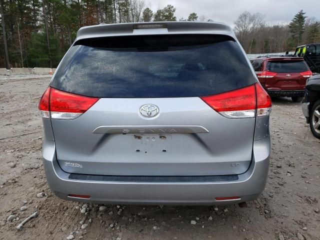 2014 Toyota Sienna LE