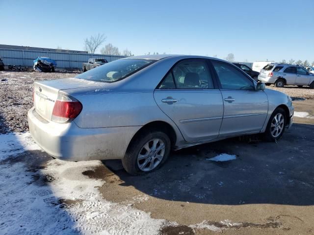 2005 Toyota Camry LE