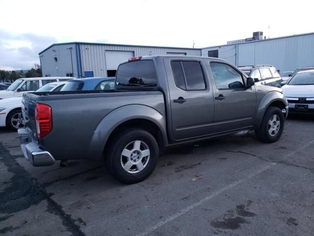 2005 Nissan Frontier Crew Cab LE