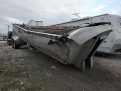 Buy Salvage Trucks For Sale now at auction: 2003 Mack Trailer