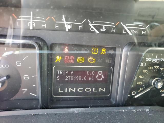 2011 Lincoln Navigator L