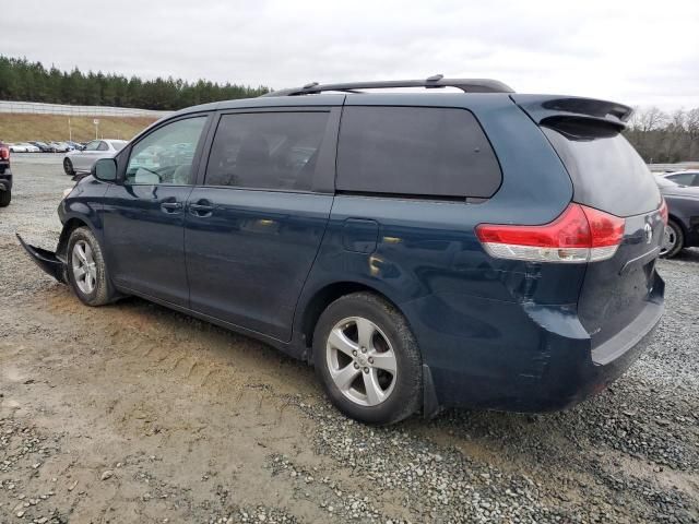 2011 Toyota Sienna LE