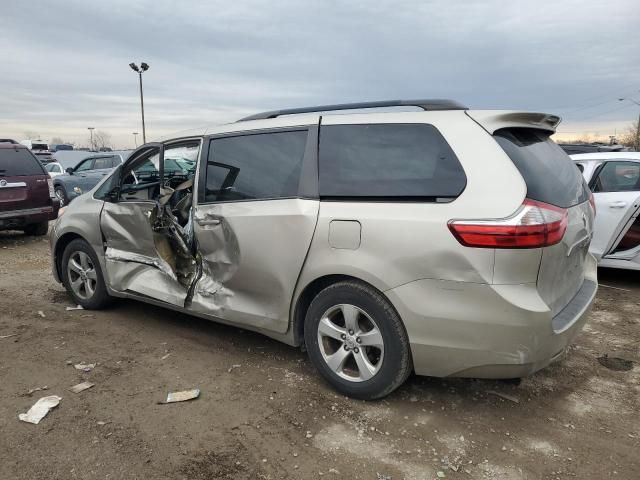 2015 Toyota Sienna LE