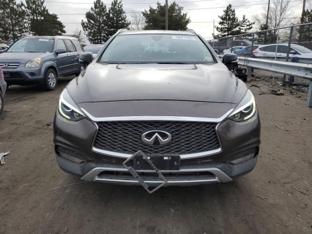 2017 Infiniti QX30 Base