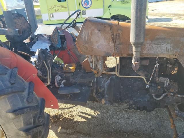 2002 Massey Ferguson Tractor