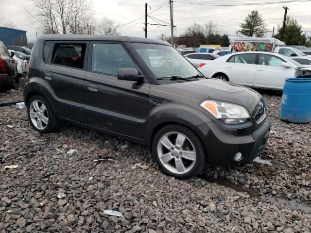 2010 KIA Soul +