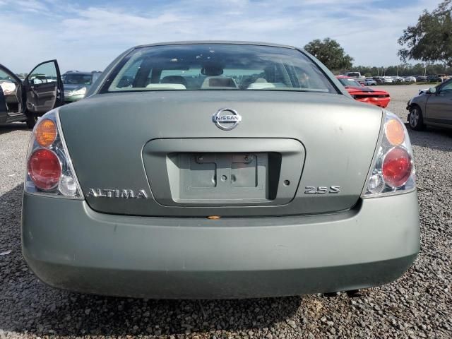 2004 Nissan Altima Base