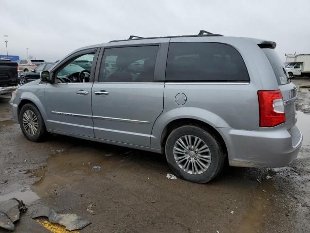 2014 Chrysler Town & Country Touring L