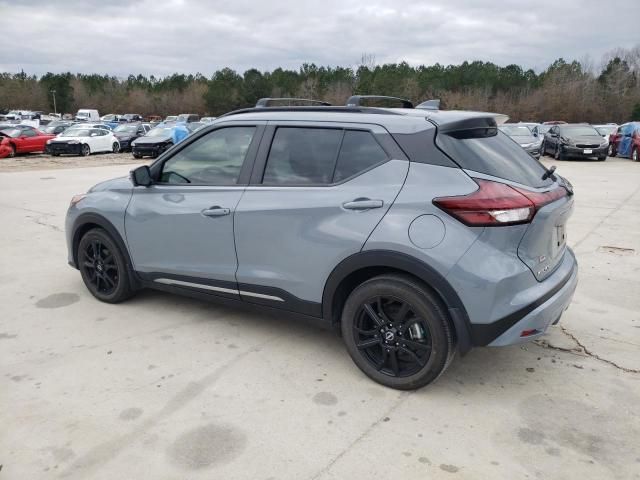 2022 Nissan Kicks SR