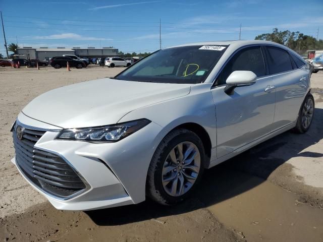 2022 Toyota Avalon XLE