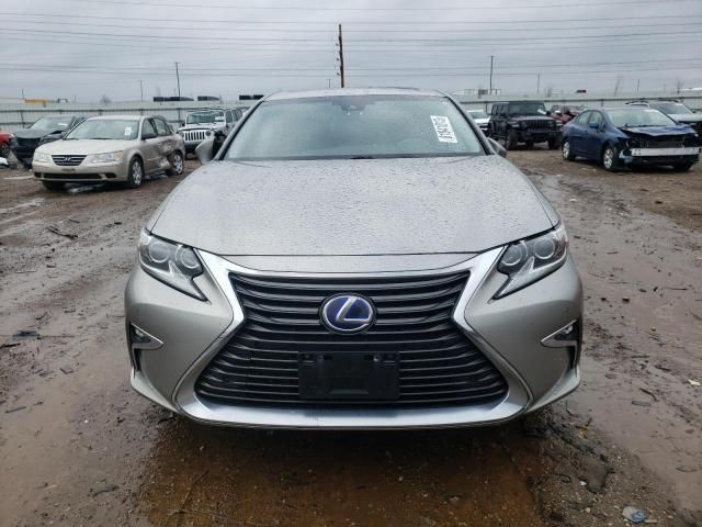 2016 Lexus ES 300H