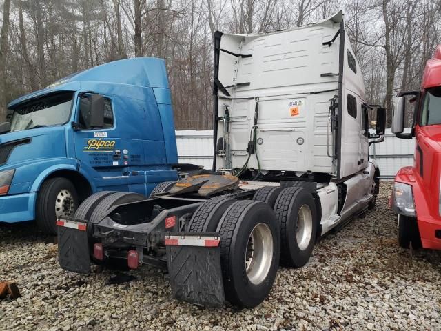 2023 Volvo VN VNL