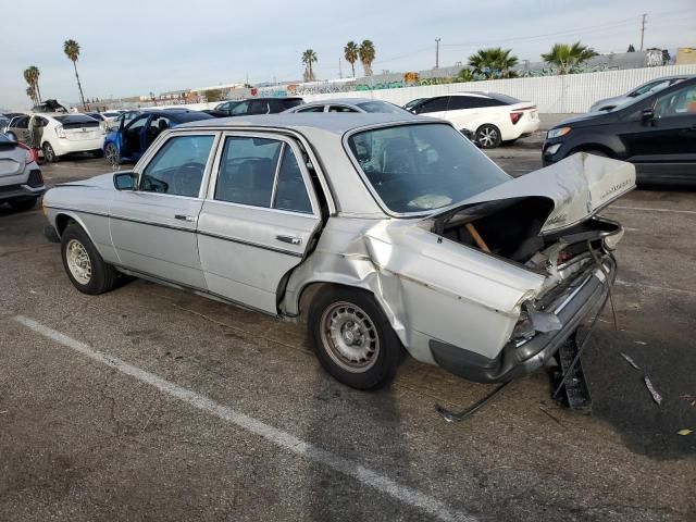 1984 Mercedes-Benz 300 DT