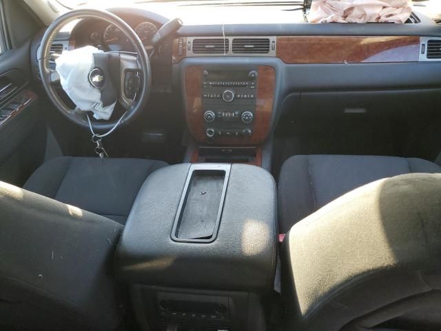 2012 Chevrolet Avalanche LS