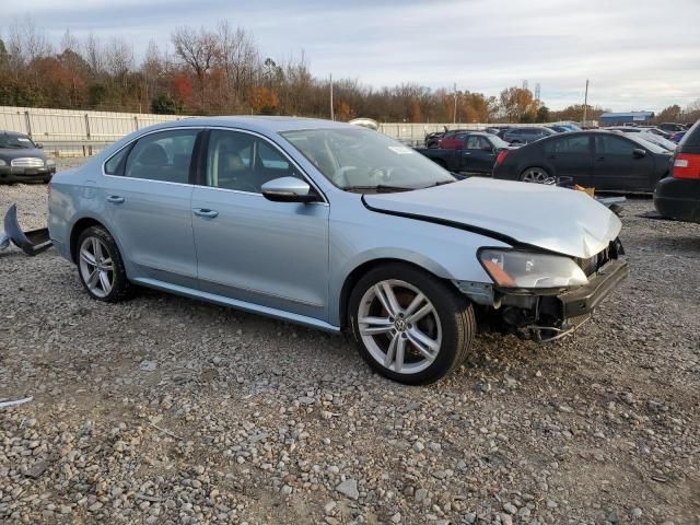 2012 Volkswagen Passat SEL