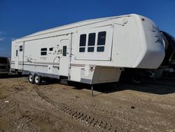 Vehiculos salvage en venta de Copart Kansas City, KS: 2004 Four Winds Camper