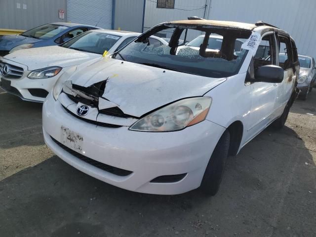 2006 Toyota Sienna CE