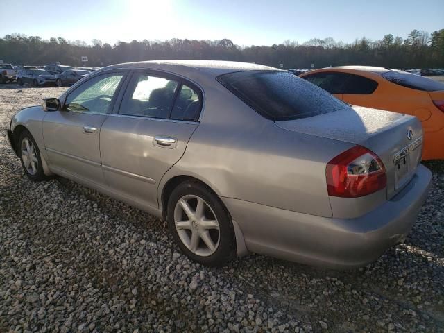 2004 Infiniti Q45