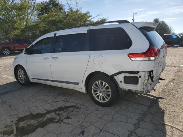 2012 Toyota Sienna XLE