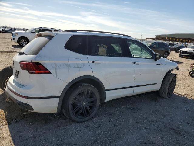 2022 Volkswagen Tiguan SE R-LINE Black