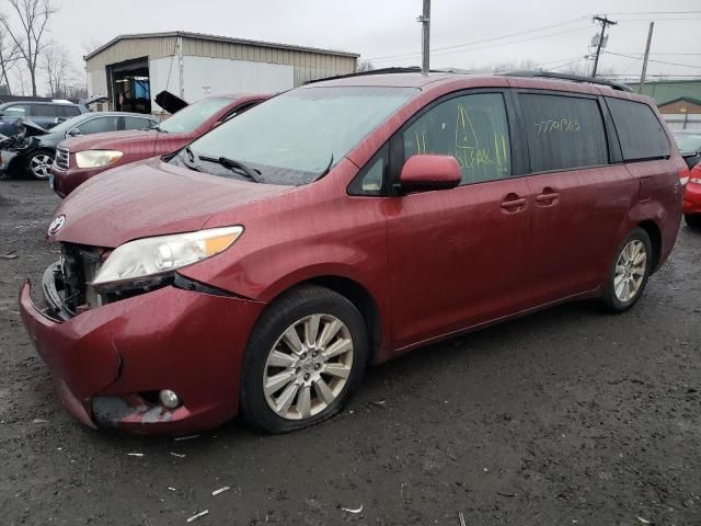 2011 Toyota Sienna XLE