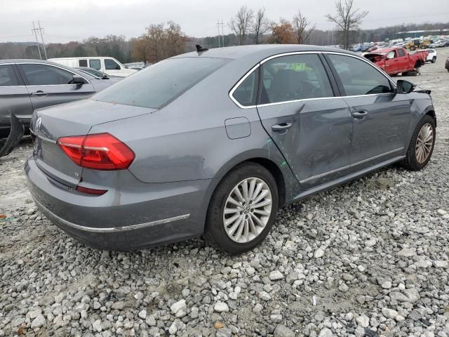 2016 Volkswagen Passat SE