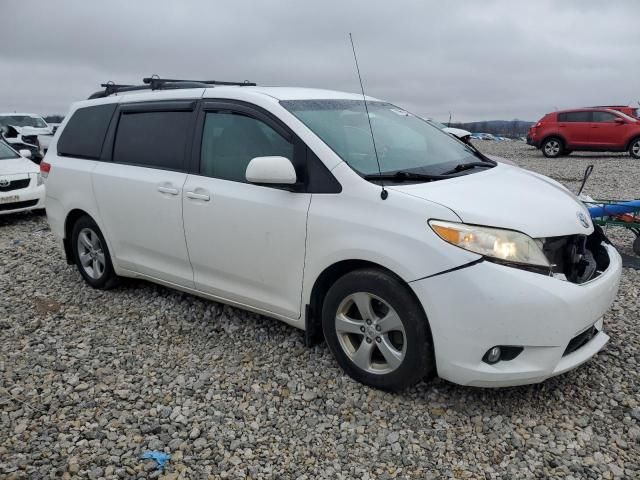 2012 Toyota Sienna LE