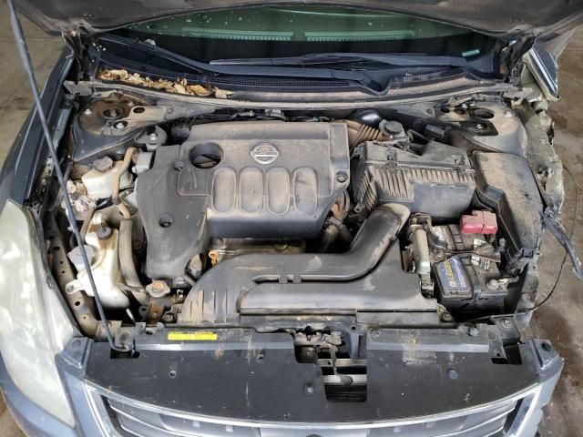 2010 Nissan Altima Base