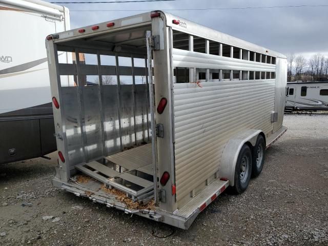 2000 Soon Horse Trailer