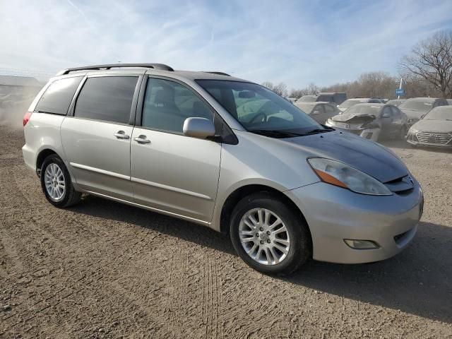 2007 Toyota Sienna XLE